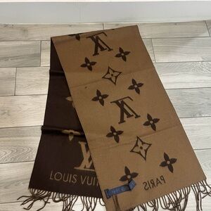 Brown Reykjavik Scarf